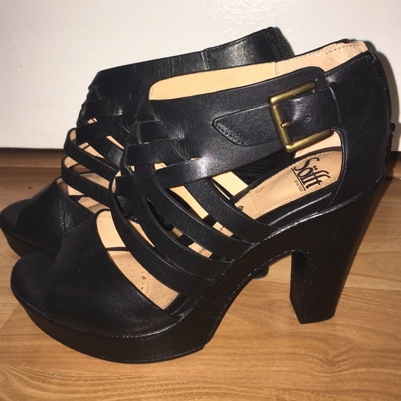 Super Comfy 'Söfft' black leather heels - size 8