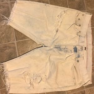 Size 44 True Religion shorts