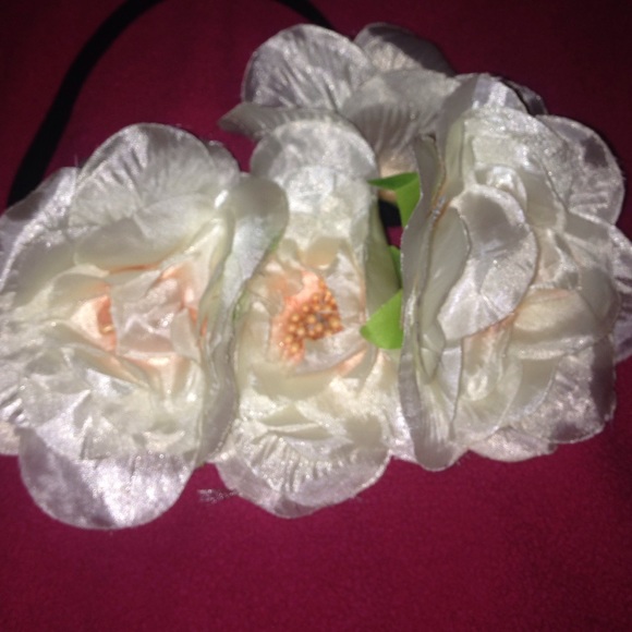 White Flower 🕊👑