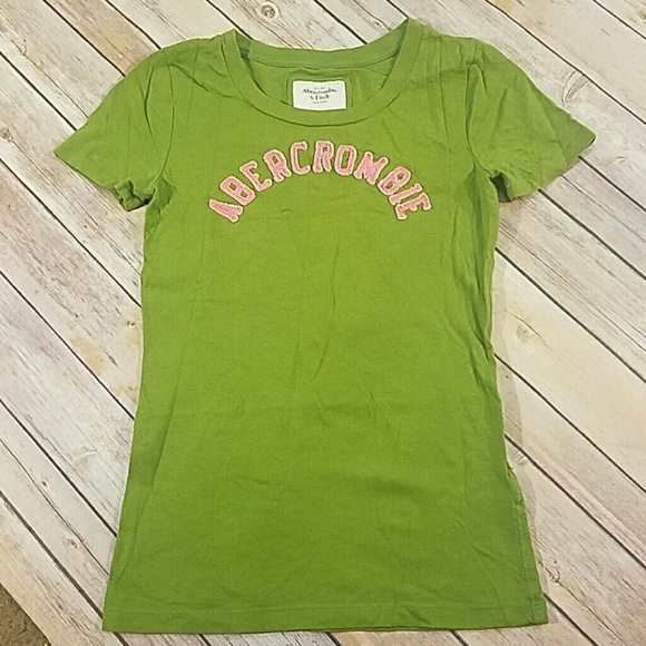 ABERCROMBIE AND FITCH t-shirt