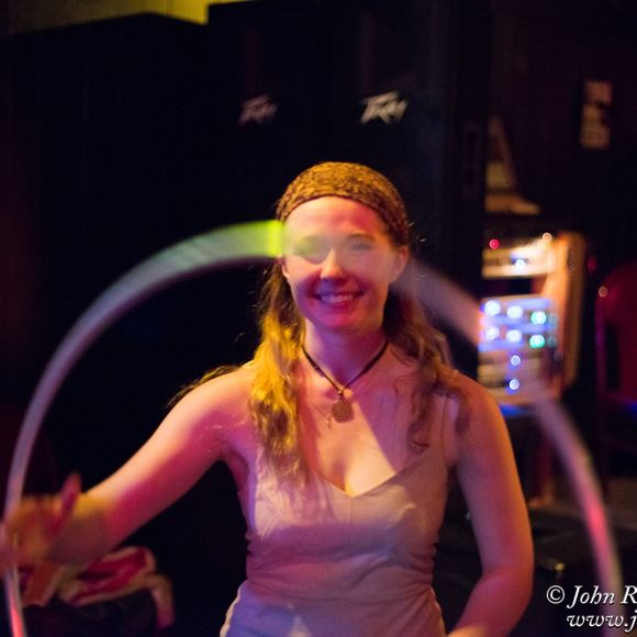 Meet your Posher, Gillian - Picture 1 of 1