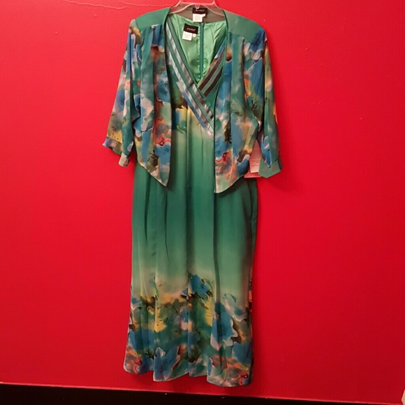 Size 16 Ashro dress