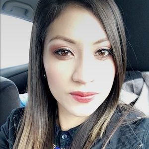 Meet your Posher, Lizbeth