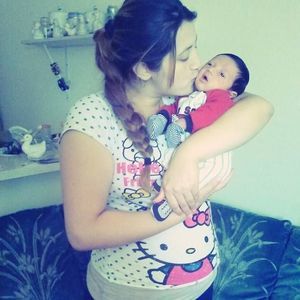 Meet your Posher, Tania