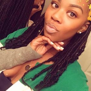 Meet your Posher, Tierra