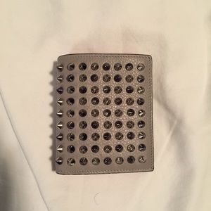 BRAND NEW Christian Louboutin Paros Wallet