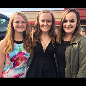 Meet your Posher, Alyssa