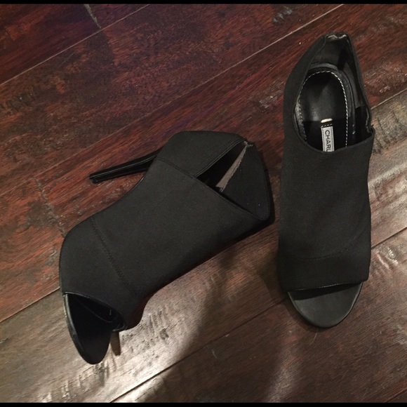 NWT SEXY Charles David Heels - Picture 3 of 4