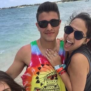 Meet your Posher, Brett