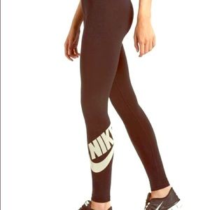 Nike leggings