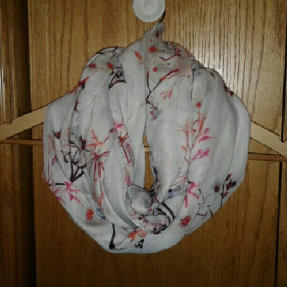Floral Infinity Scarf (H&M)