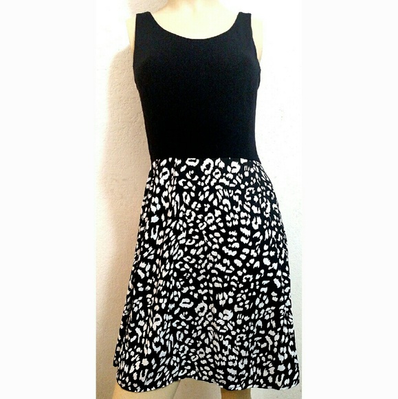 Apt. 9 Dresses & Skirts - Apt. 9 Animal print dress