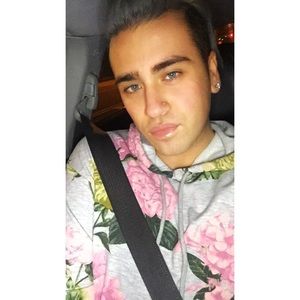 Meet your Posher, Anthony