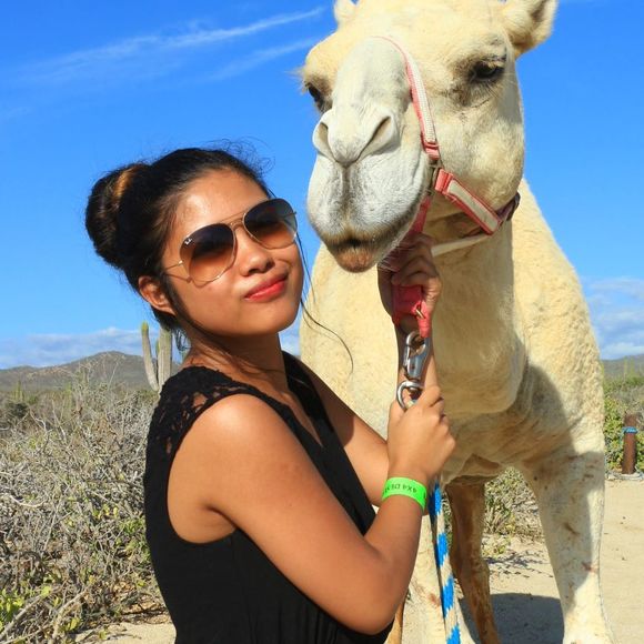 Meet your Posher, Jorina - Picture 1 of 1