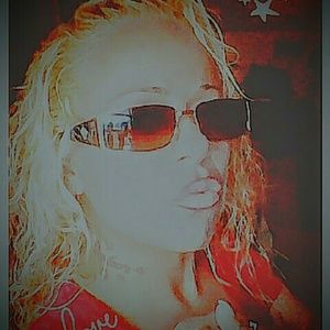 Meet your Posher, Sylvia