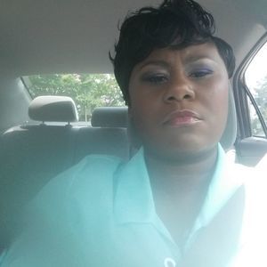 Meet your Posher, Jeanette