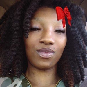 Meet your Posher, Sheena