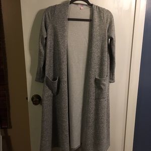 Rare heathered gray Sarah Xs