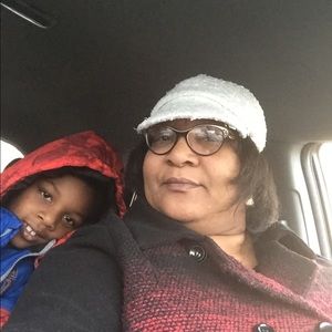 Meet your Posher, Carol