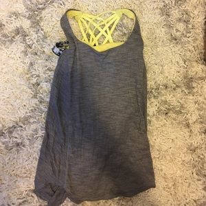 Lululemon Wild Tank. Size 4. GREAT CONDITION.