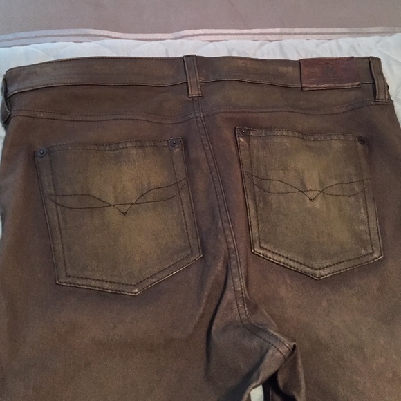 $950 - Picture 3 of 8
