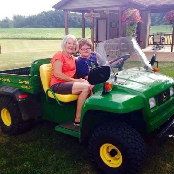 Meet your Posher, Sharron