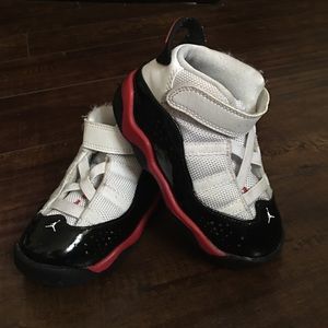Children's Jordan sneakers