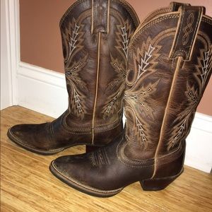 Justin cowgirl boots *amazing condition*