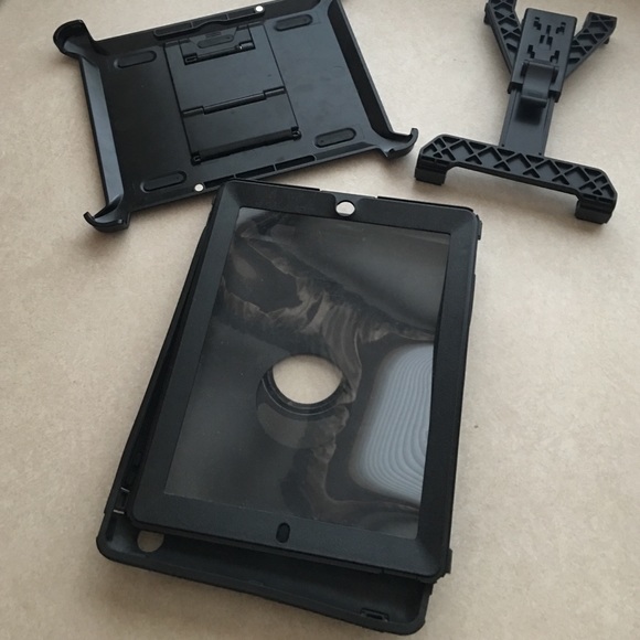 iPad case ( Otter Box)