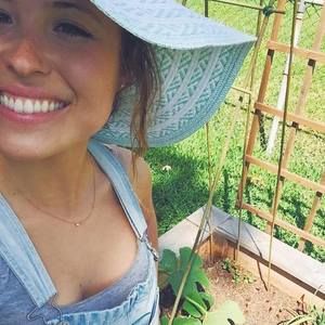 Meet your Posher, Ariana