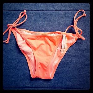 Victoria's Secret bikini bottoms NWT