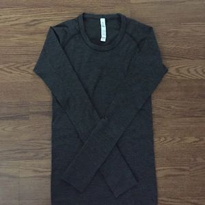 Swiftly Tech Long Sleeve Crew