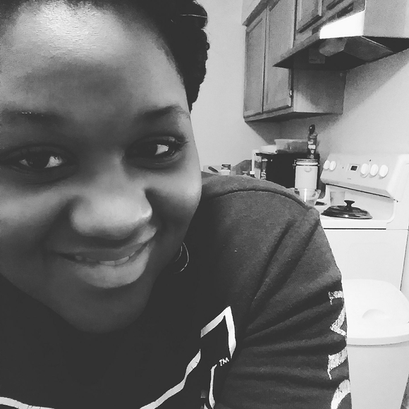 Meet your Posher, Brittany - Picture 1 of 1