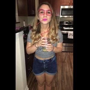 Meet your Posher, Amy