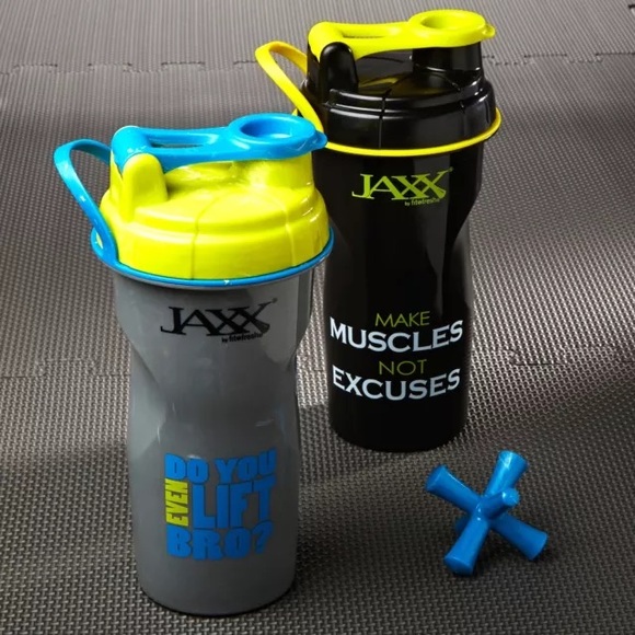 Meet your Posher, Lena