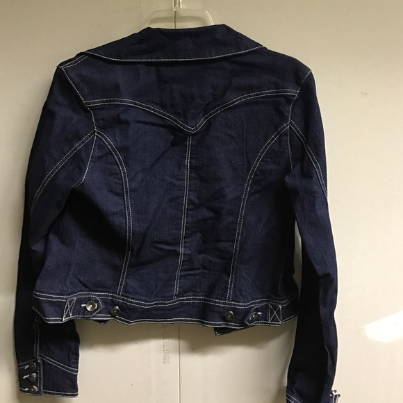 Jacket - Picture 3 of 3
