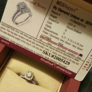 Engagement ring and wedding band