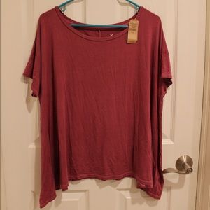 american eagle rose colored tshirt