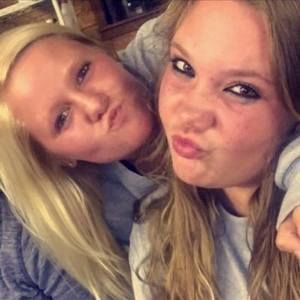 Meet your Posher, Shania