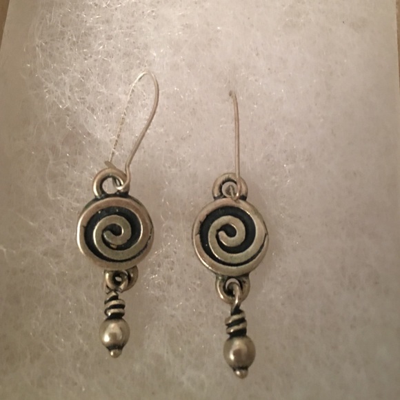 Swirl silver earrings
