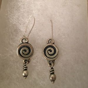 Swirl silver earrings