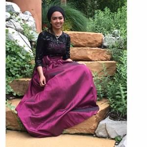 Meet your Posher, Hanin