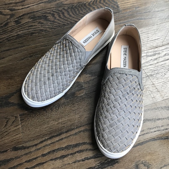 Steve Madden woven grey leather slip on's