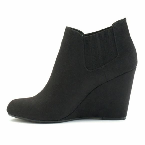 Apt 9 Black wedge ankle boots size 8 - Picture 4 of 4