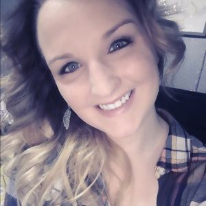 Meet your Posher, Shelby