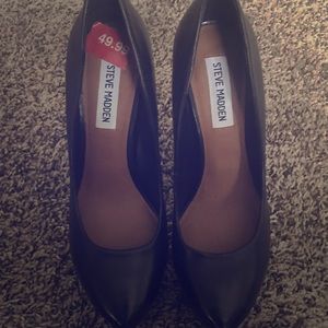 Steve Madden platform heel