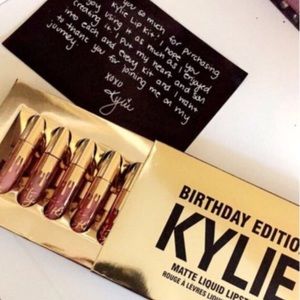 Kylie mini matte Lipstick set 💄
