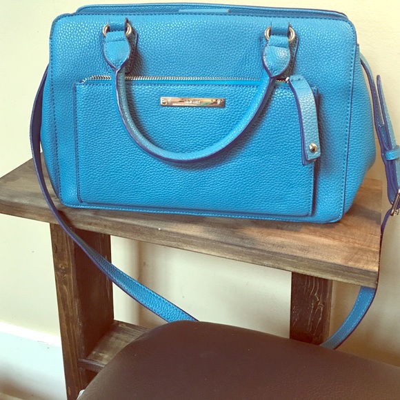 Gorgeous NineWest turquoise bag