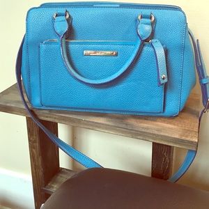 Gorgeous NineWest turquoise bag