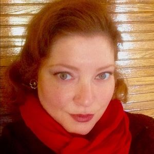 Meet your Posher, Carrie